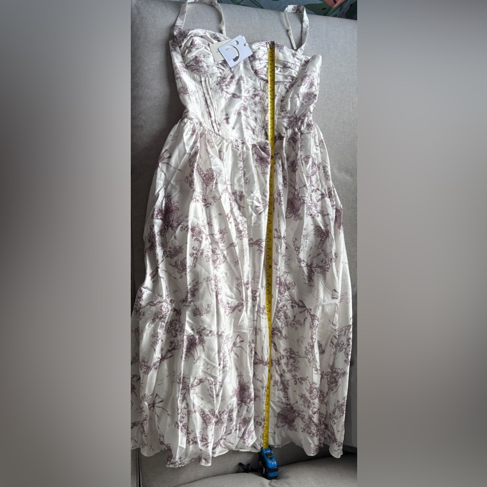 Commense White Maxi Dress with Lavender Floral Motif - Picture 10 of 10